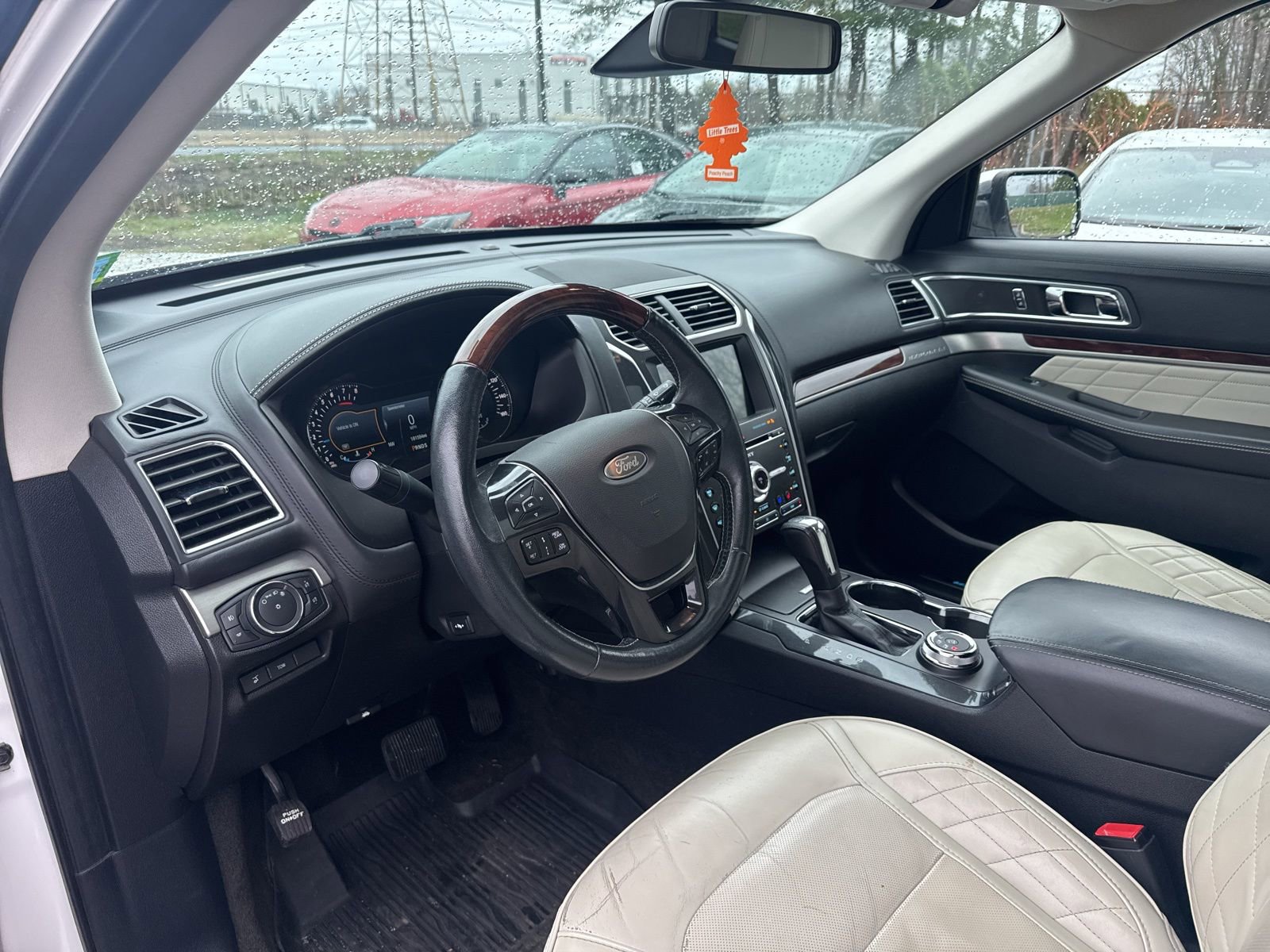 Thumbnail: 2018 Ford Explorer - 17