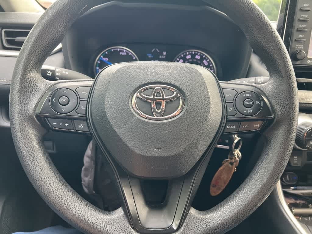 Thumbnail: 2022 Toyota RAV4 - 16