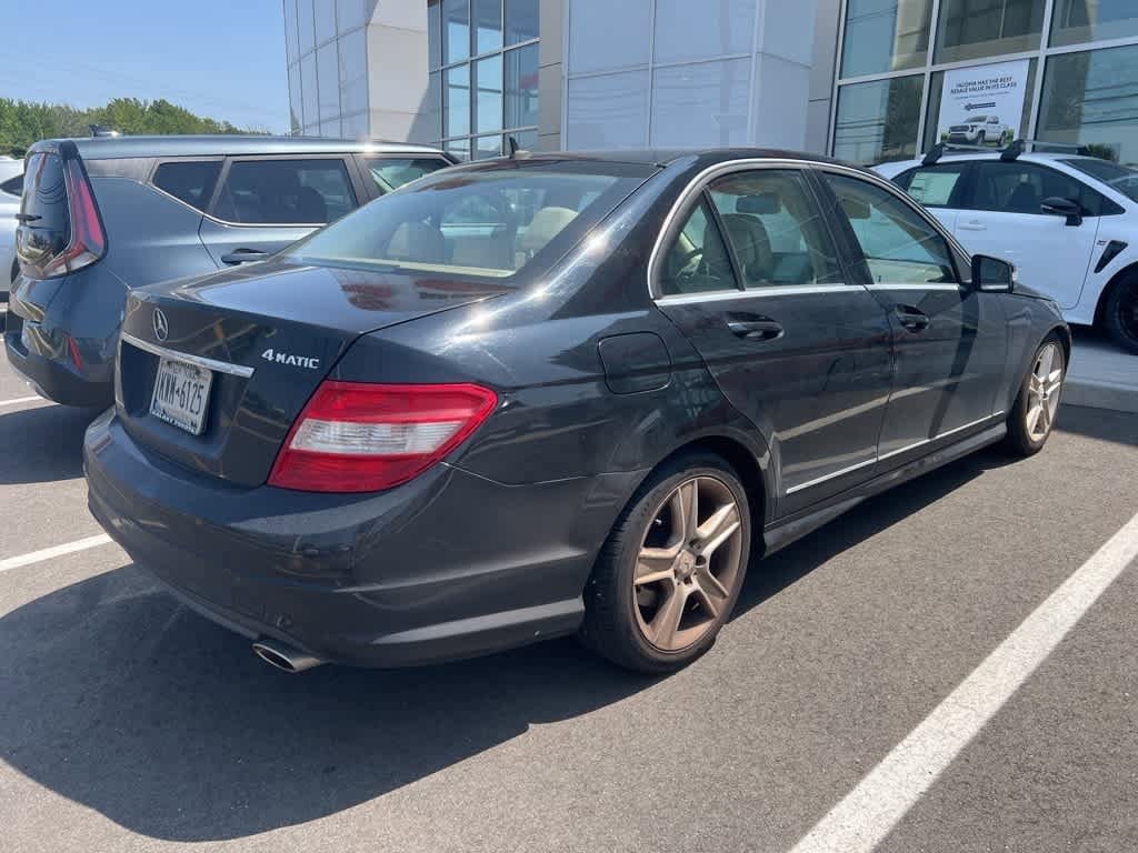 Thumbnail: 2011 Mercedes-Benz C-Class - 3
