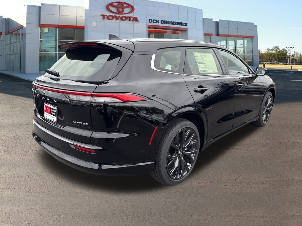 Thumbnail: 2025 Toyota Crown Signia - 4