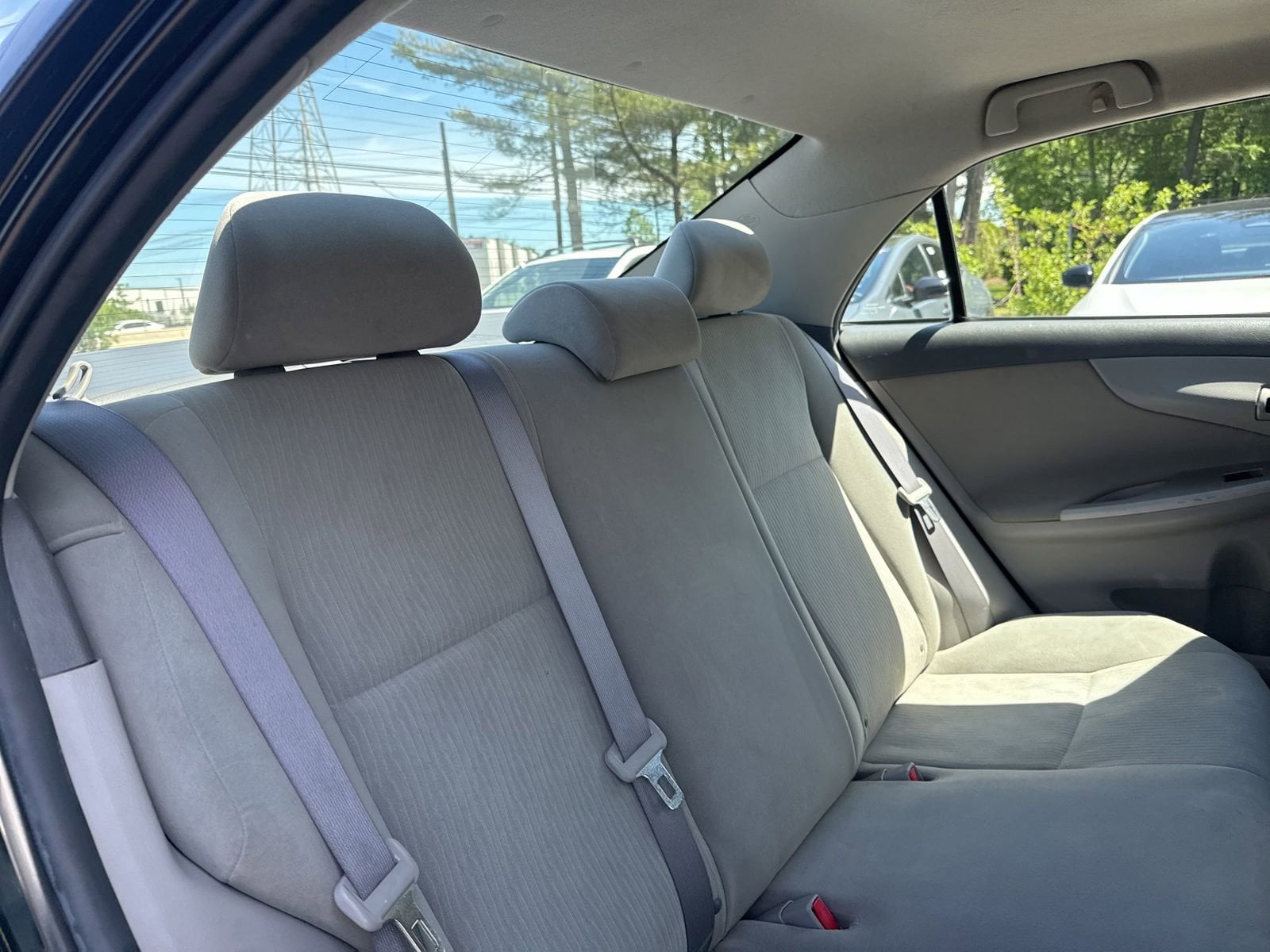 Thumbnail: 2010 Toyota Corolla - 23