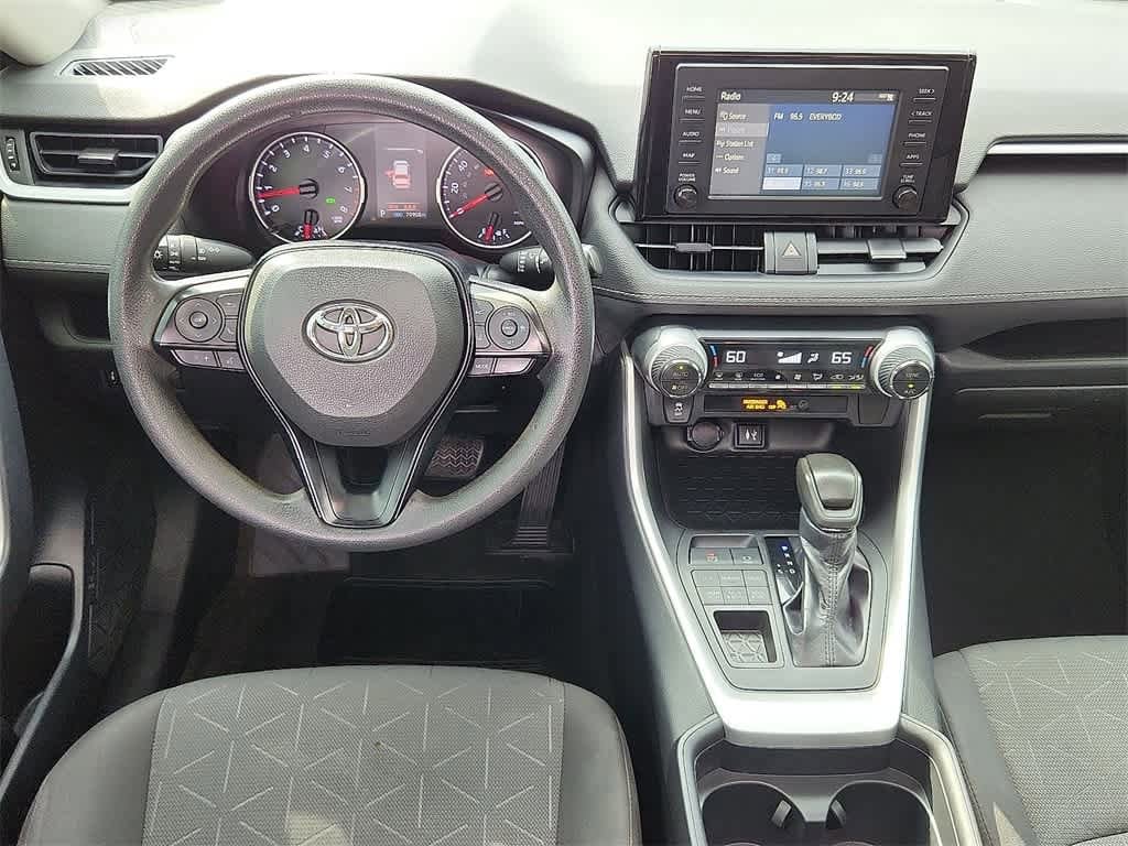 Thumbnail: 2019 Toyota RAV4 - 16