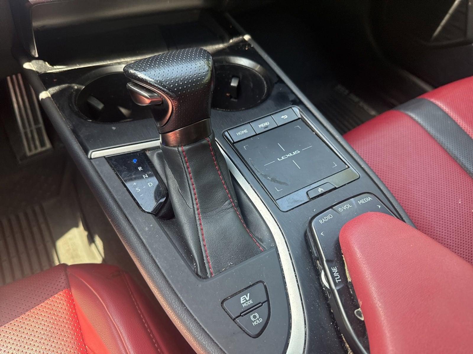 Thumbnail: 2019 Lexus UX - 31