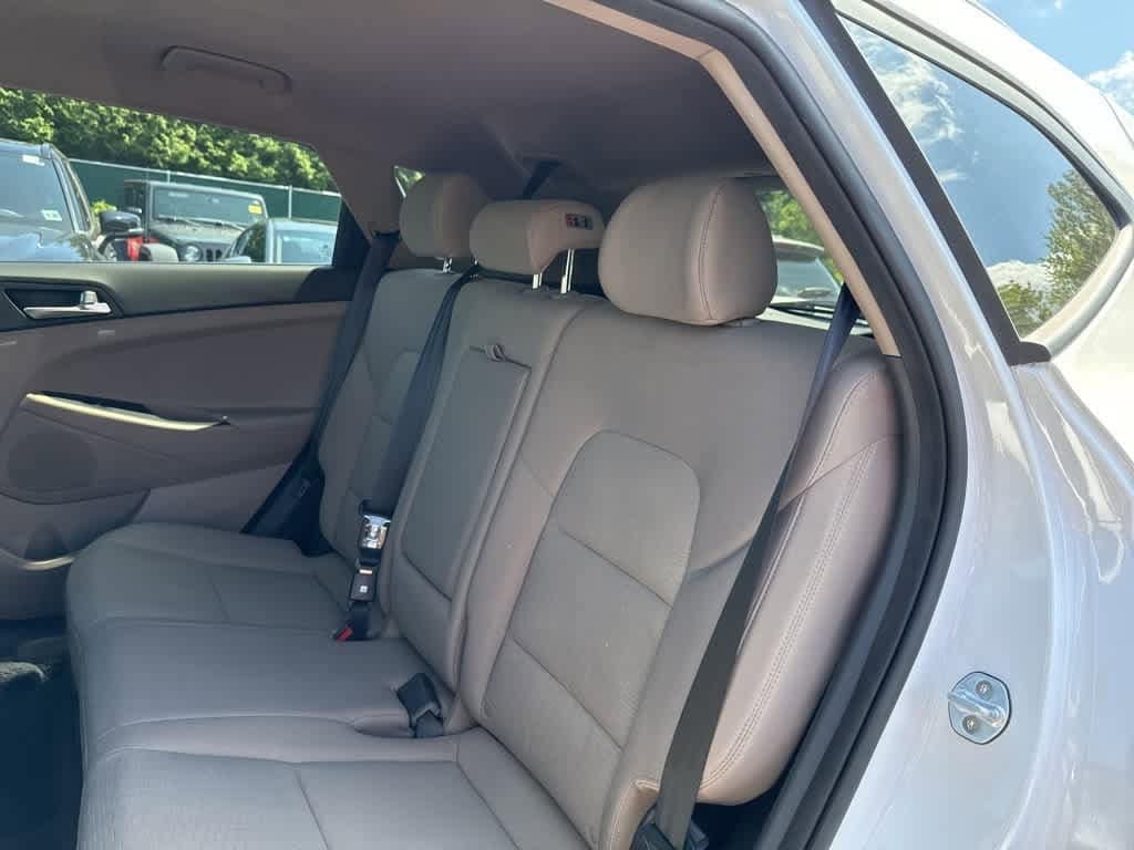 Thumbnail: 2019 Hyundai Tucson - 17