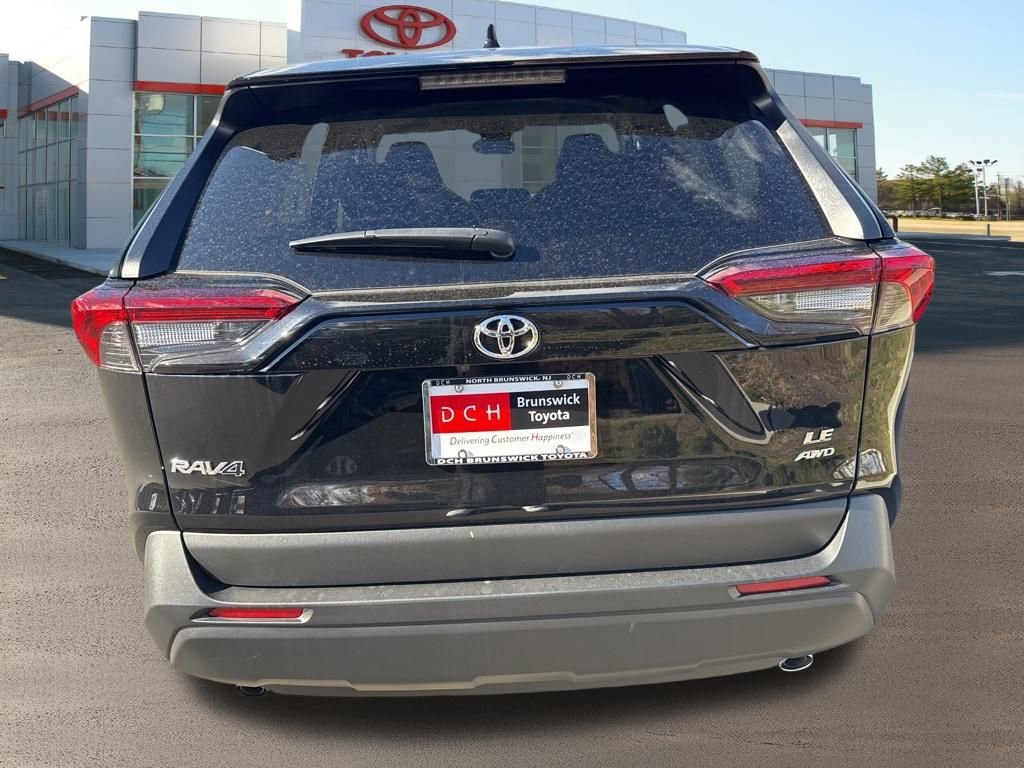 Thumbnail: 2025 Toyota RAV4 - 5