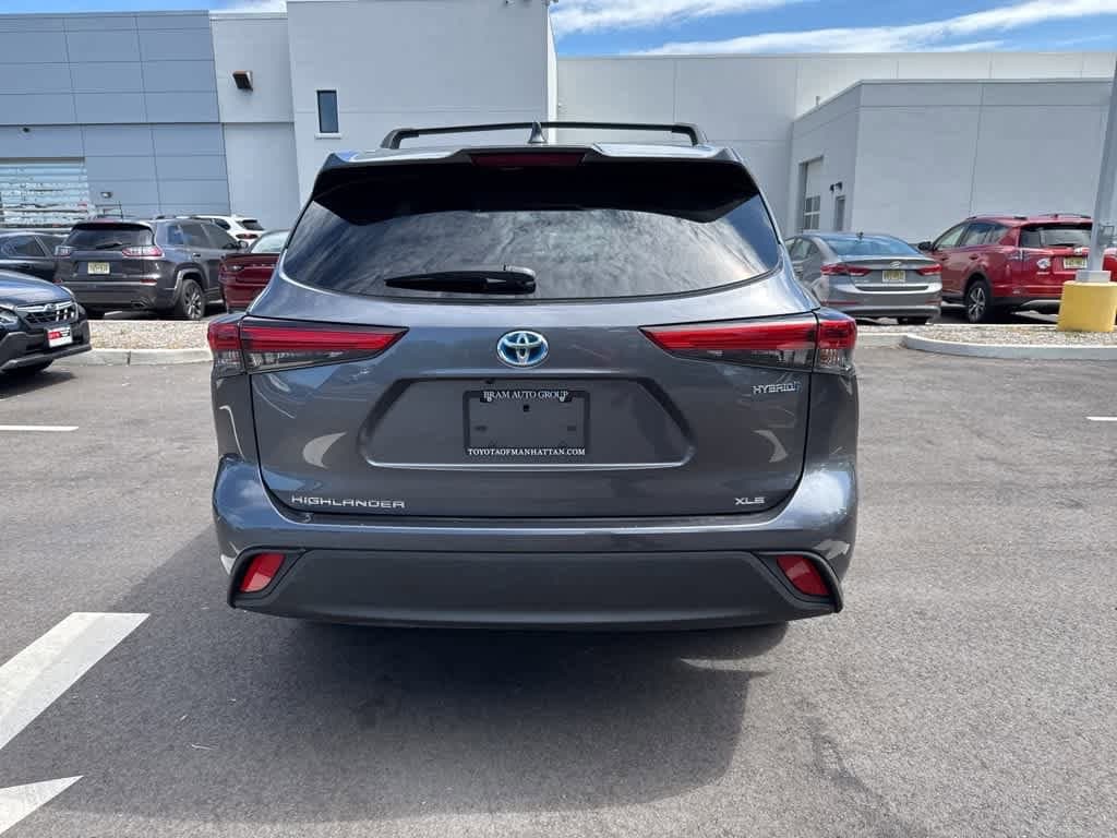 Thumbnail: 2020 Toyota Highlander - 6