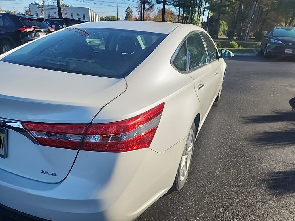 2014 Toyota Avalon XLE Premium photo 3