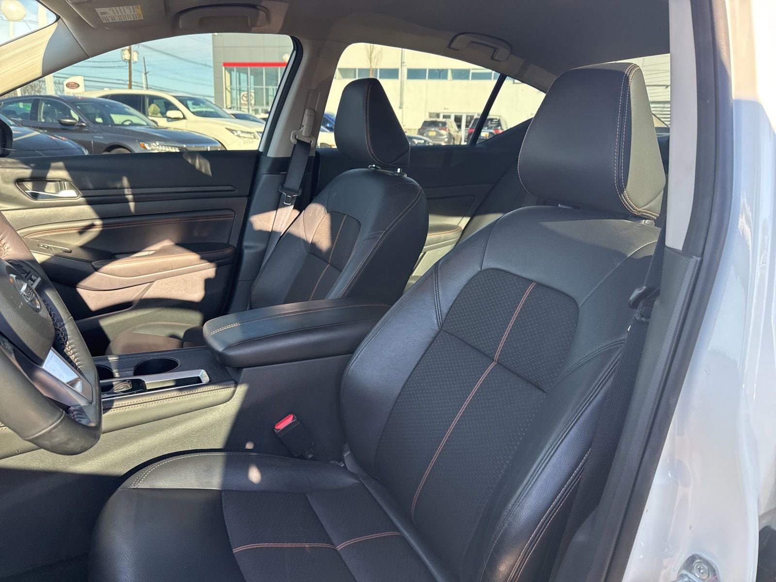 Thumbnail: 2022 Nissan Altima - 18