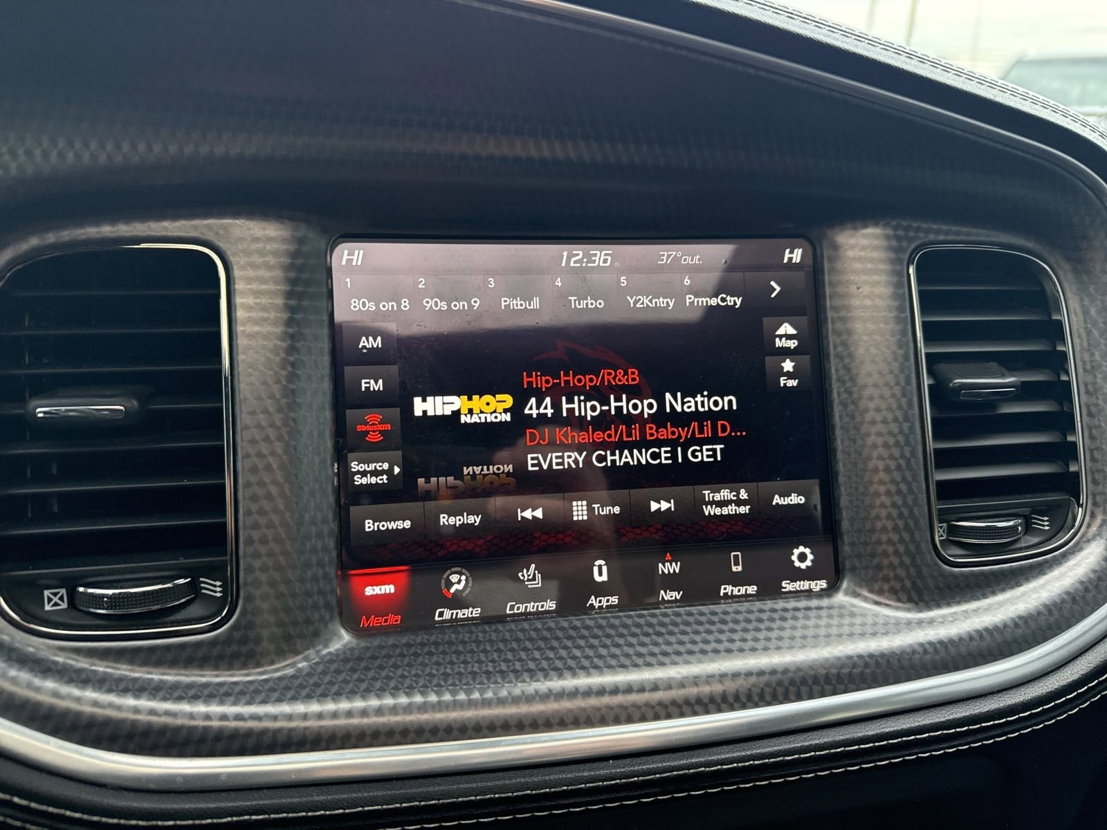 Thumbnail: 2020 Dodge Charger - 27