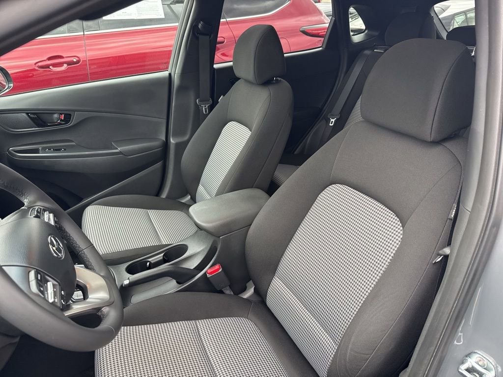 Thumbnail: 2021 Hyundai Kona - 17