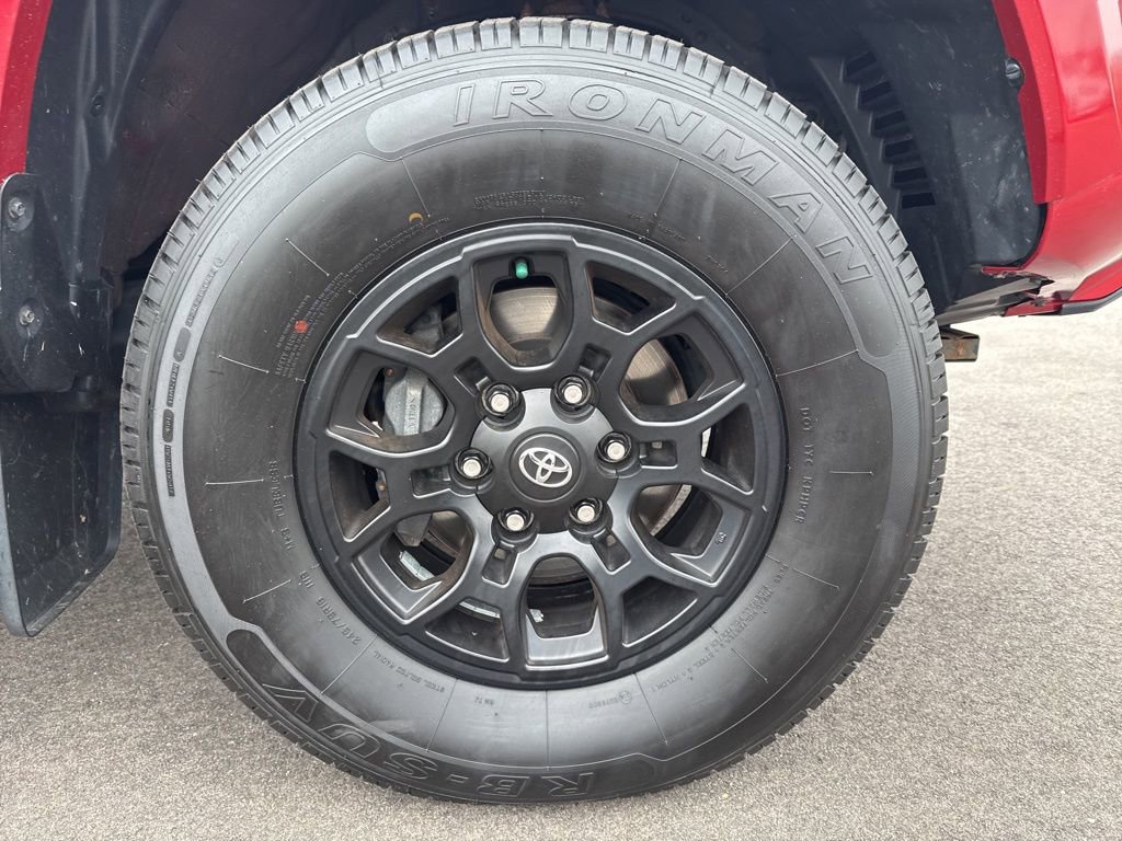 Thumbnail: 2021 Toyota Tacoma - 15