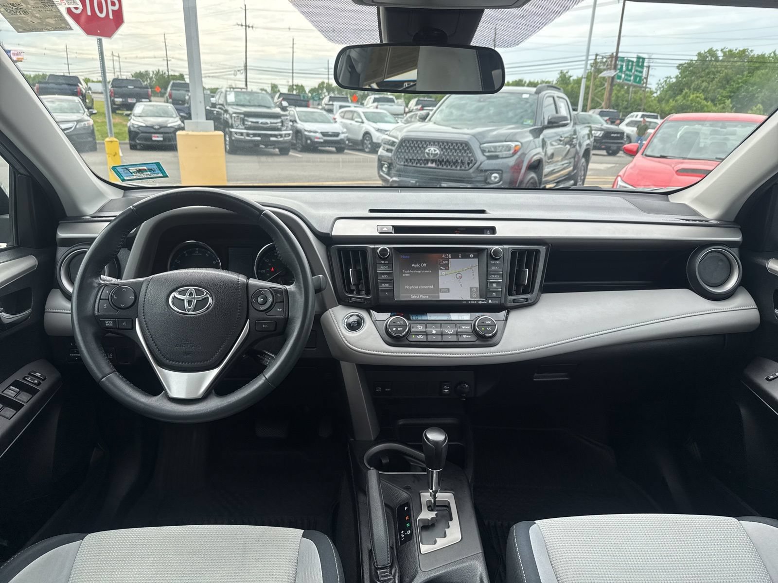 Thumbnail: 2016 Toyota RAV4 - 26