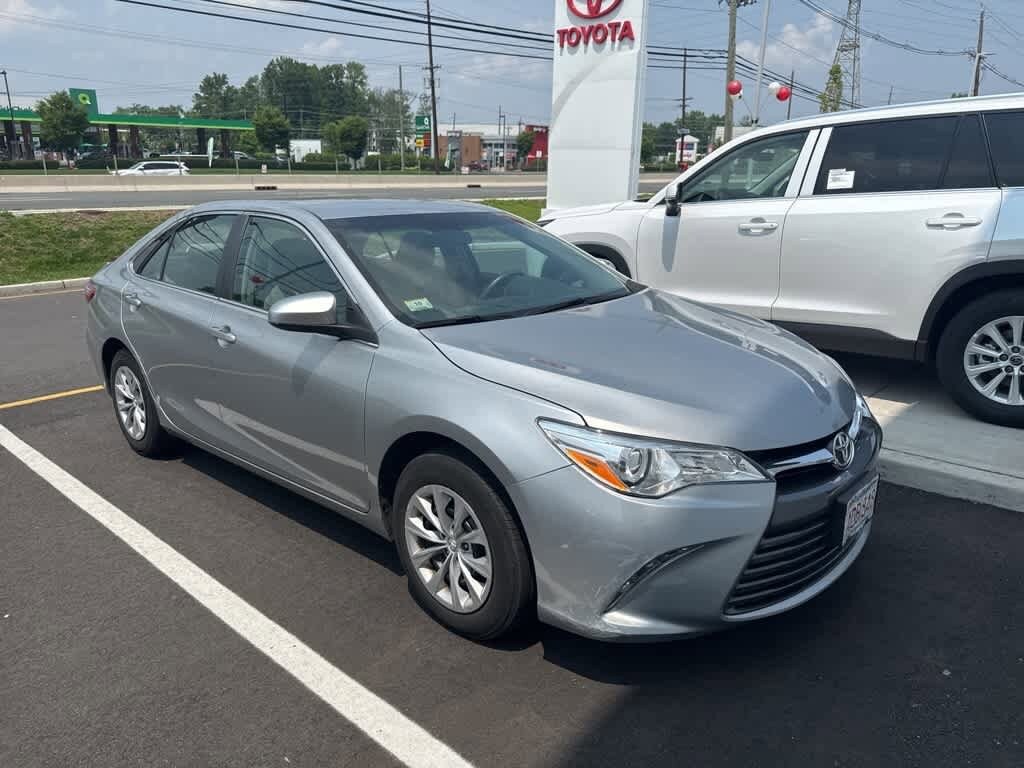 Used 2016 Toyota Camry LE with VIN 4T4BF1FK3GR529131 for sale in North Brunswick, NJ