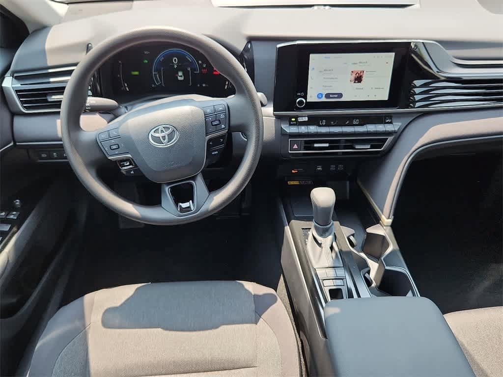 2025 Toyota Camry LE 11