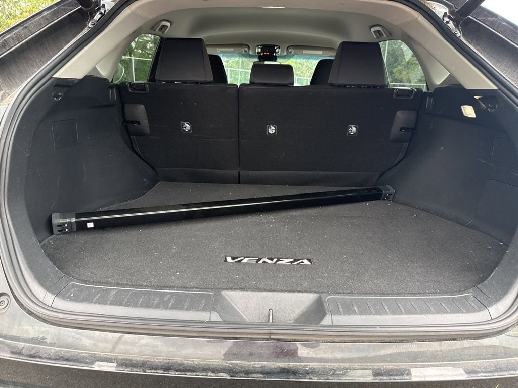 Thumbnail: 2021 Toyota Venza - 14
