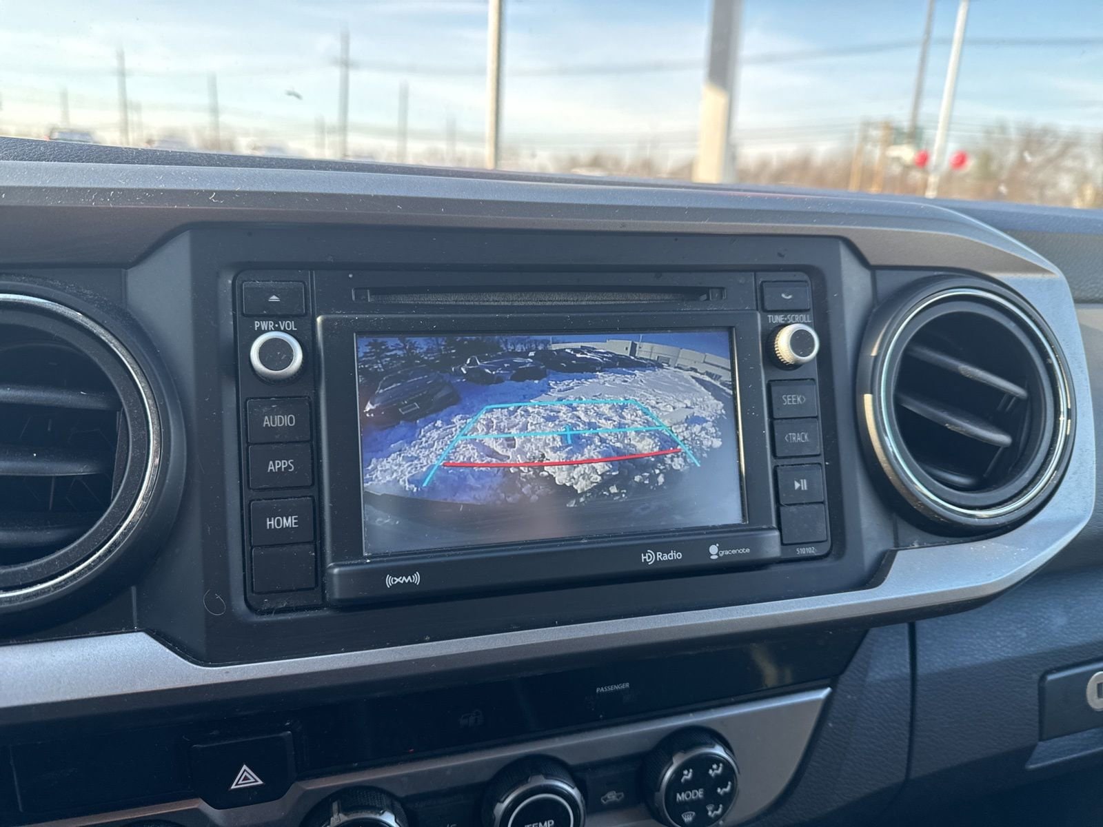 Thumbnail: 2017 Toyota Tacoma - 24