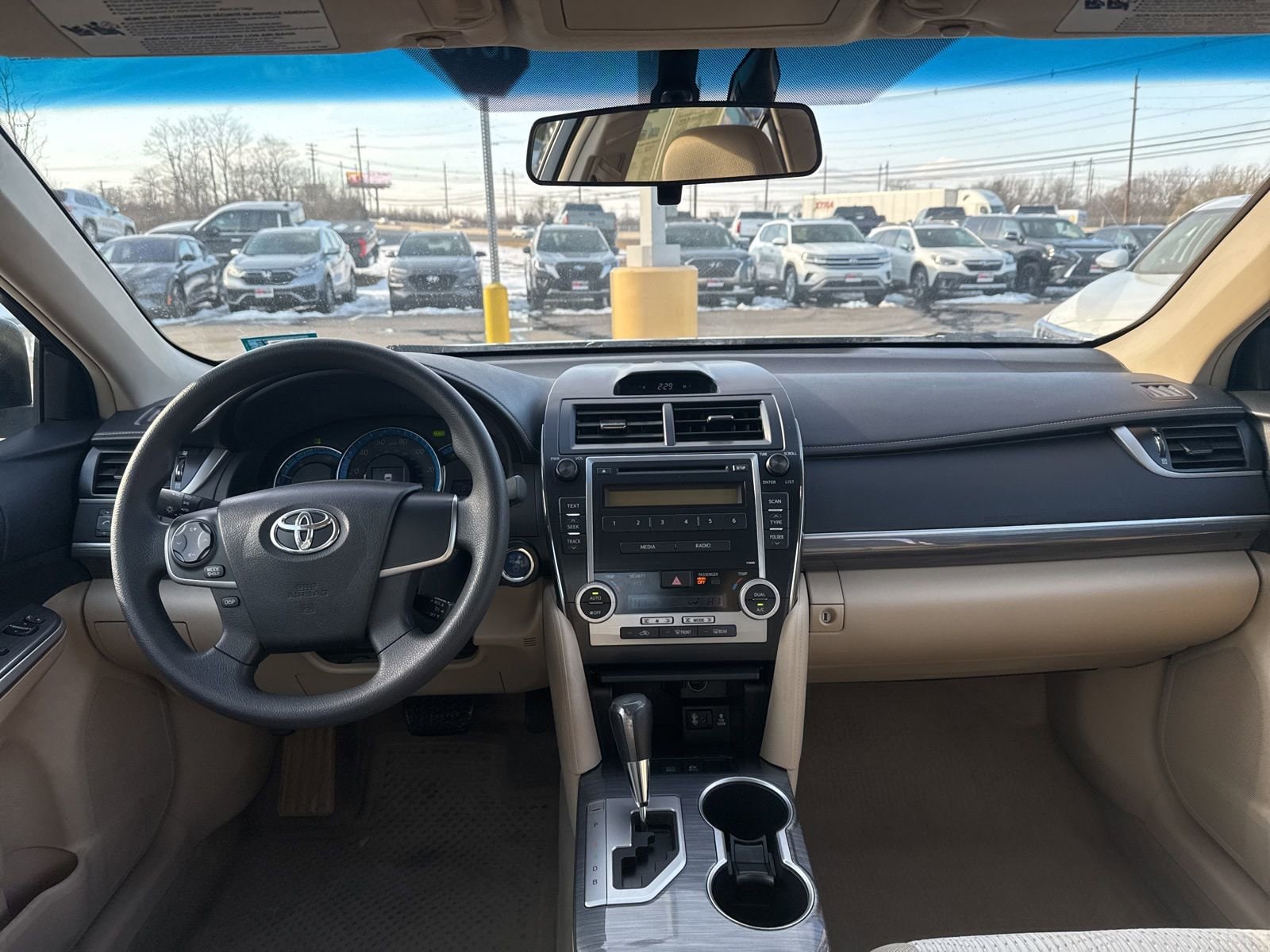 Thumbnail: 2012 Toyota Camry - 23