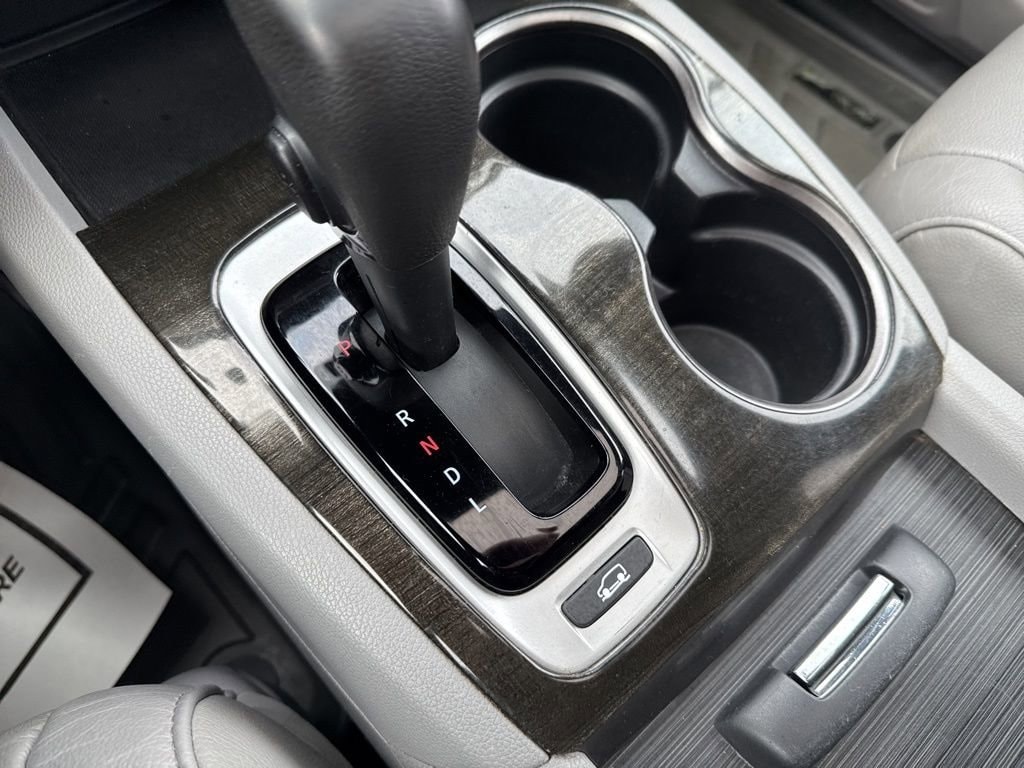 Thumbnail: 2016 Honda Pilot - 29