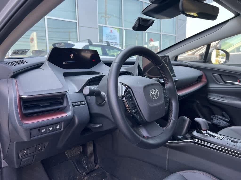 Thumbnail: 2024 Toyota Prius Prime - 13