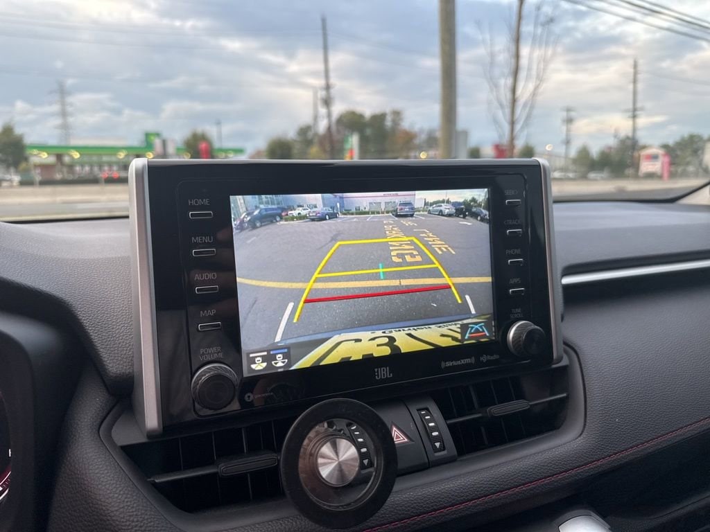 Thumbnail: 2020 Toyota RAV4 - 13