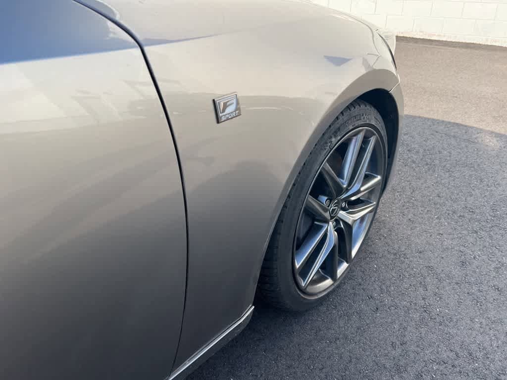 Thumbnail: 2017 Lexus IS - 25