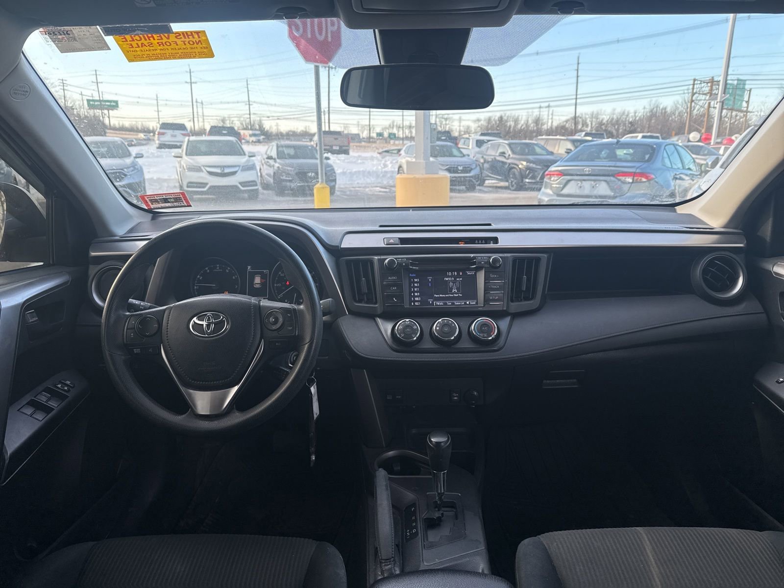 Thumbnail: 2017 Toyota RAV4 - 24