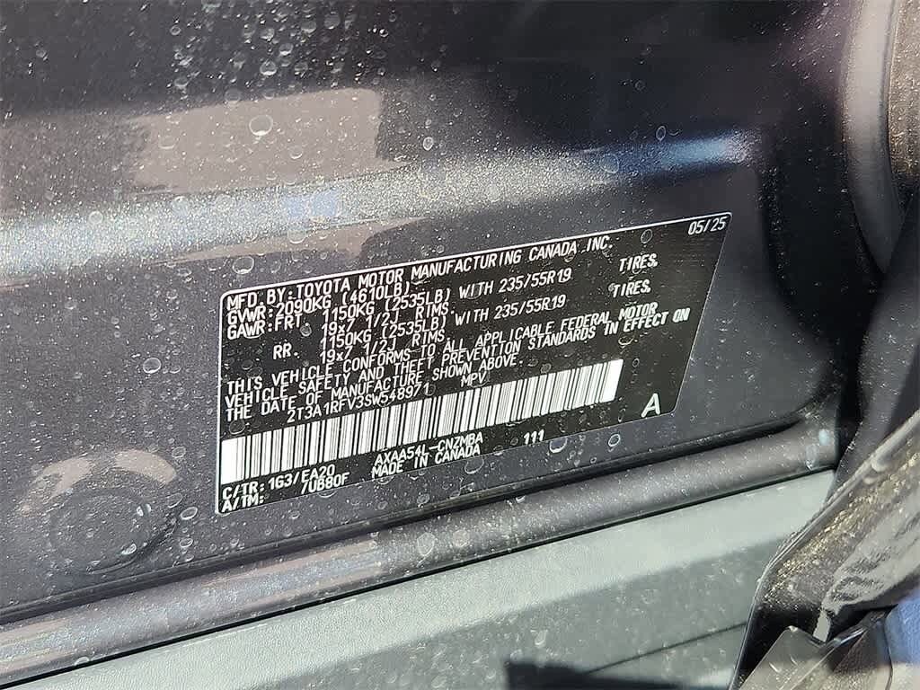 2025 Toyota RAV4 XLE Premium 15
