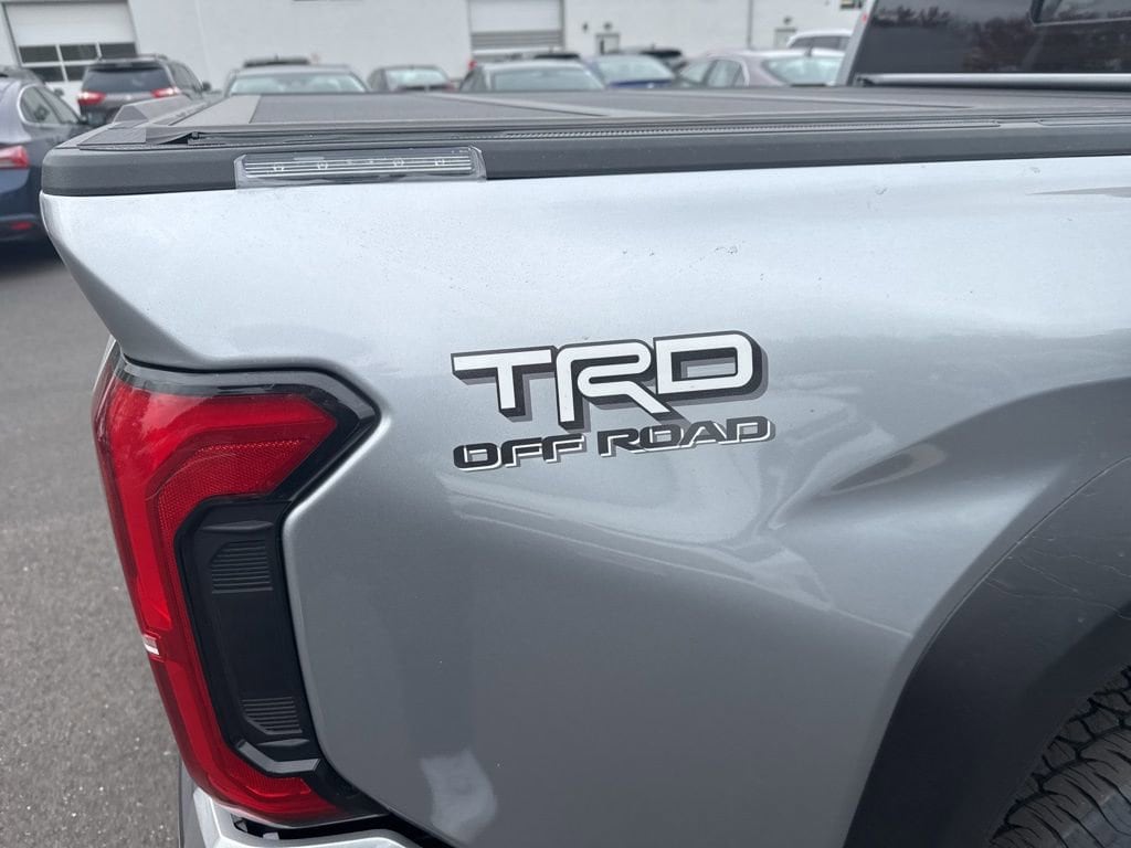 Thumbnail: 2025 Toyota Tacoma - 9