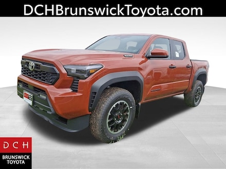 2025 Toyota Tacoma i-FORCE MAX TRD Off-Road
