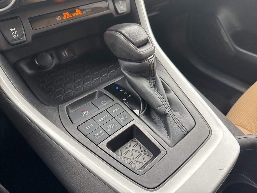 Thumbnail: 2023 Toyota RAV4 - 36