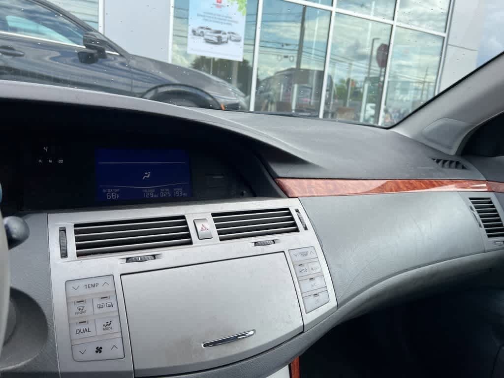 2007 Toyota Avalon XLS 16