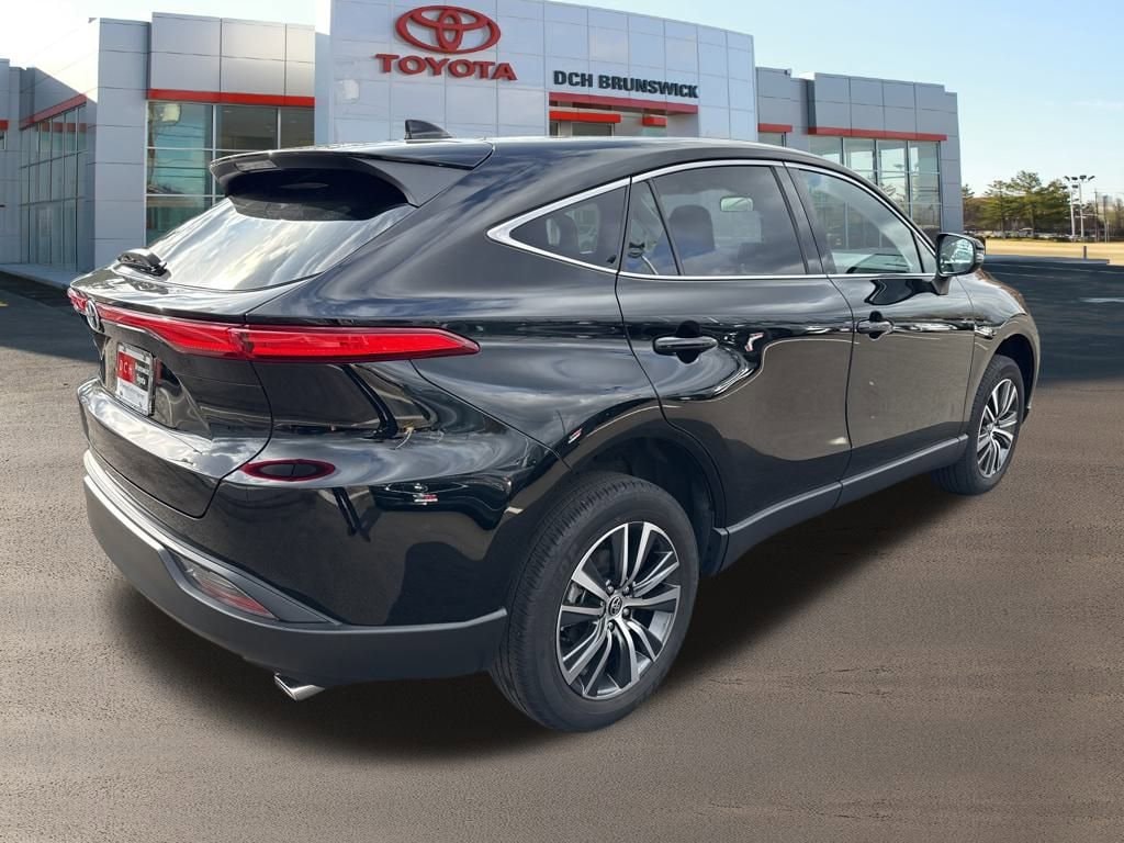 Thumbnail: 2023 Toyota Venza - 5