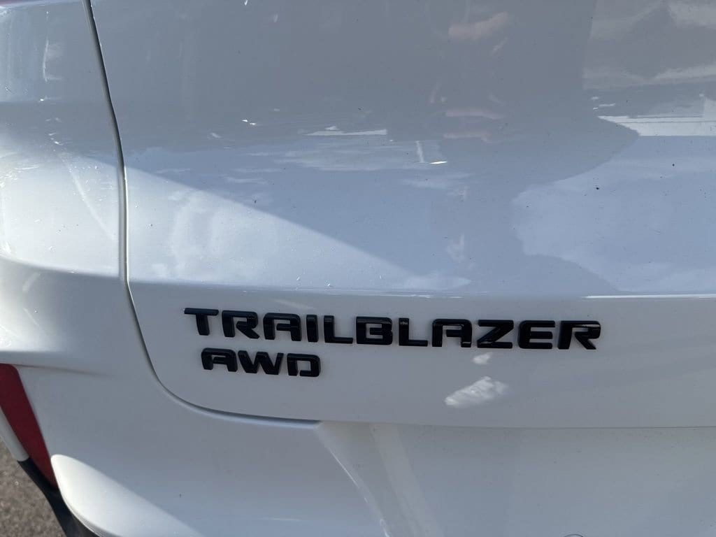 Thumbnail: 2024 Chevrolet TrailBlazer - 17