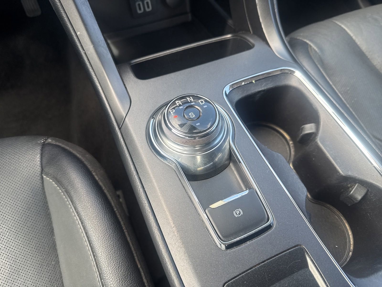 Thumbnail: 2020 Ford Fusion - 29