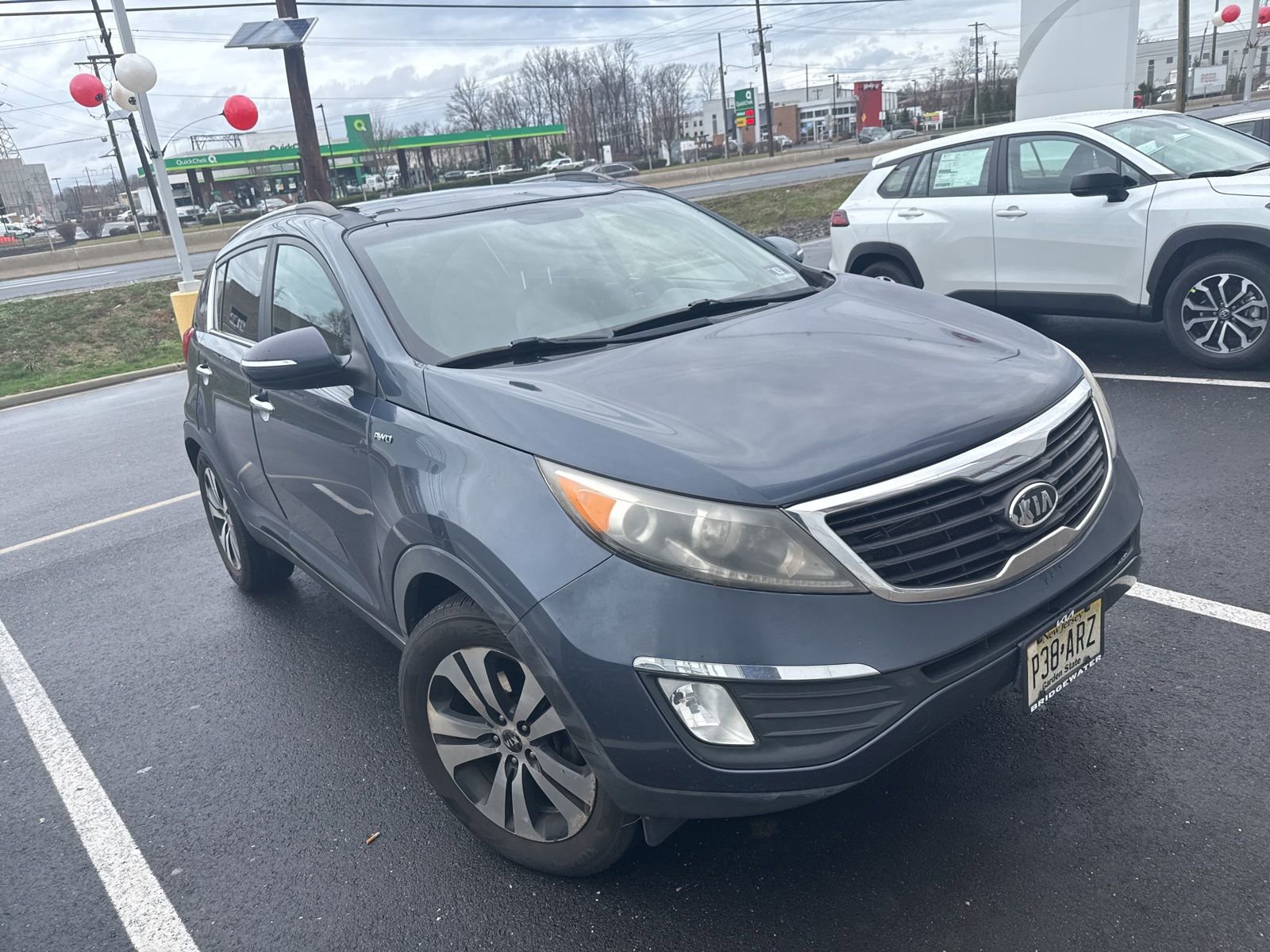 Thumbnail: 2011 Kia Sportage - 3