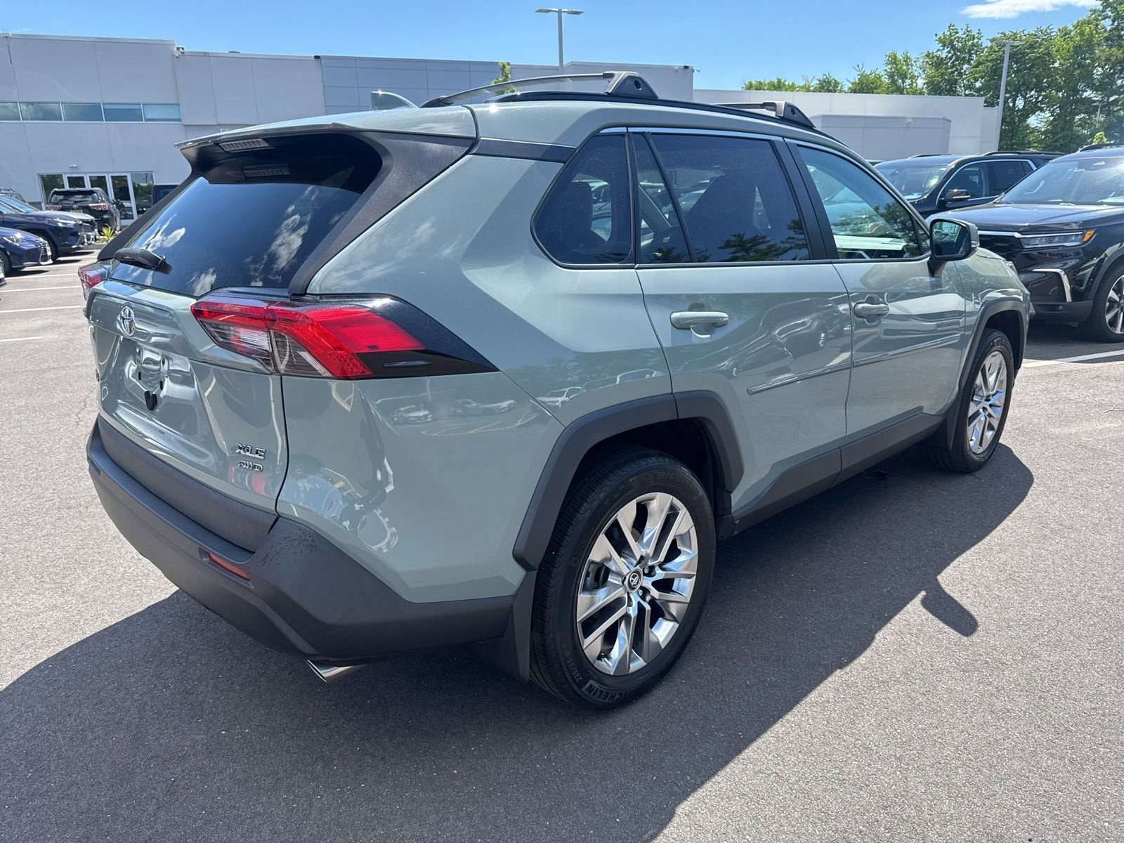 Thumbnail: 2021 Toyota RAV4 - 5