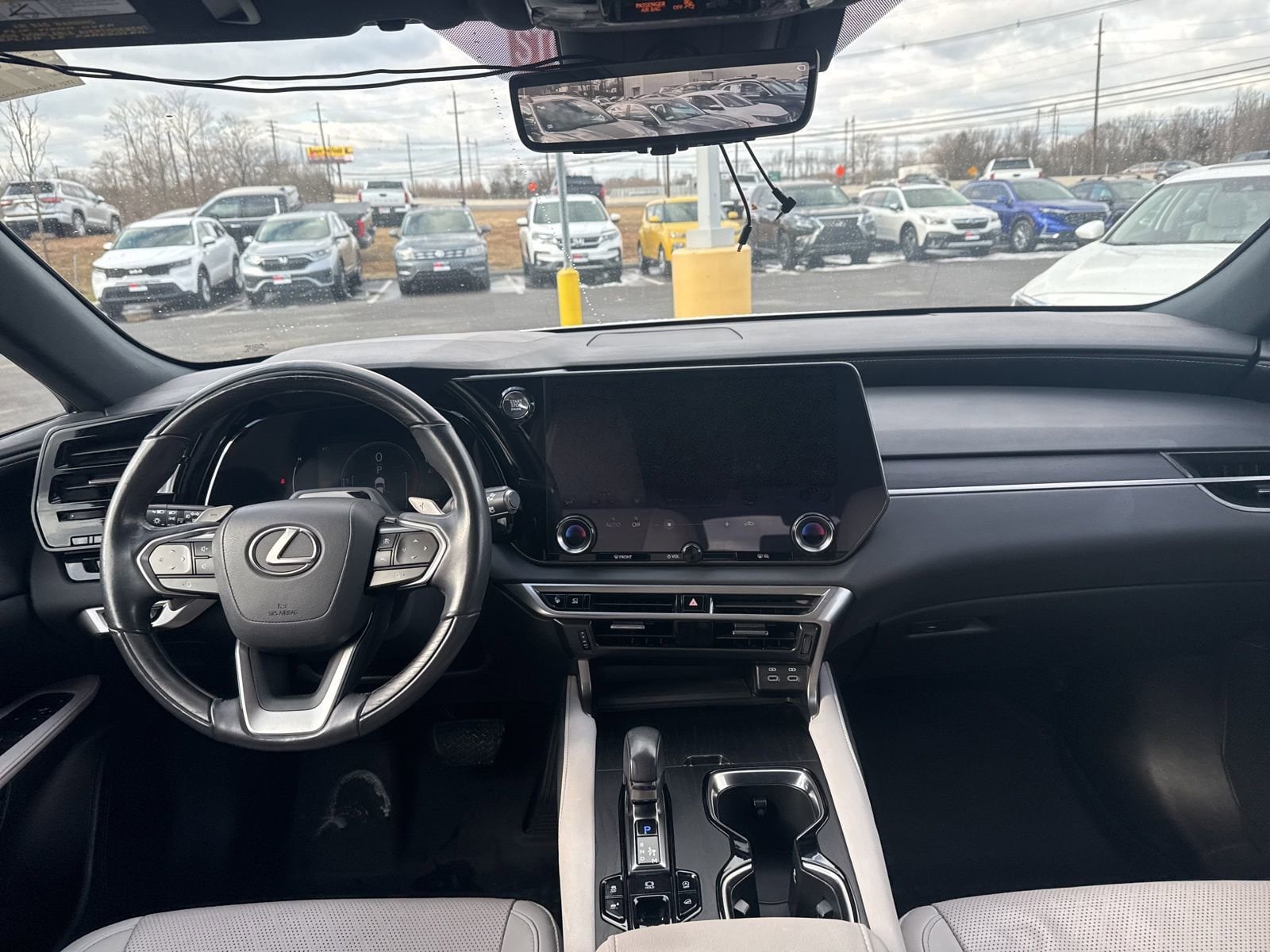 Thumbnail: 2023 Lexus RX - 25