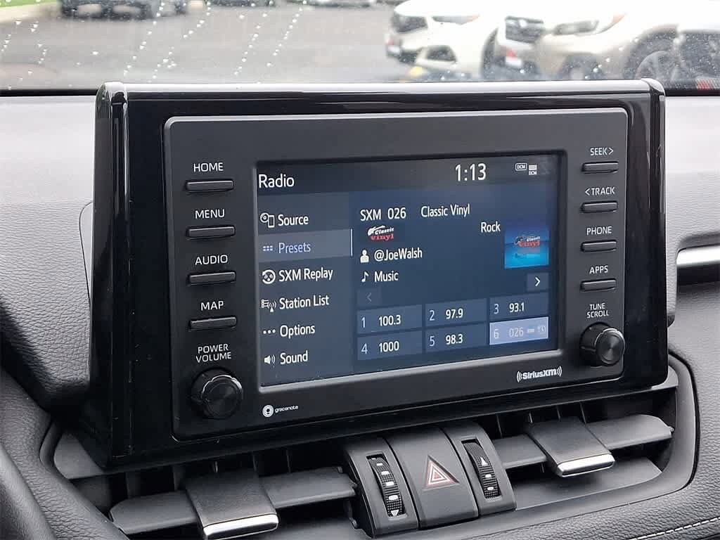 2021 Toyota RAV4 XLE Premium 23