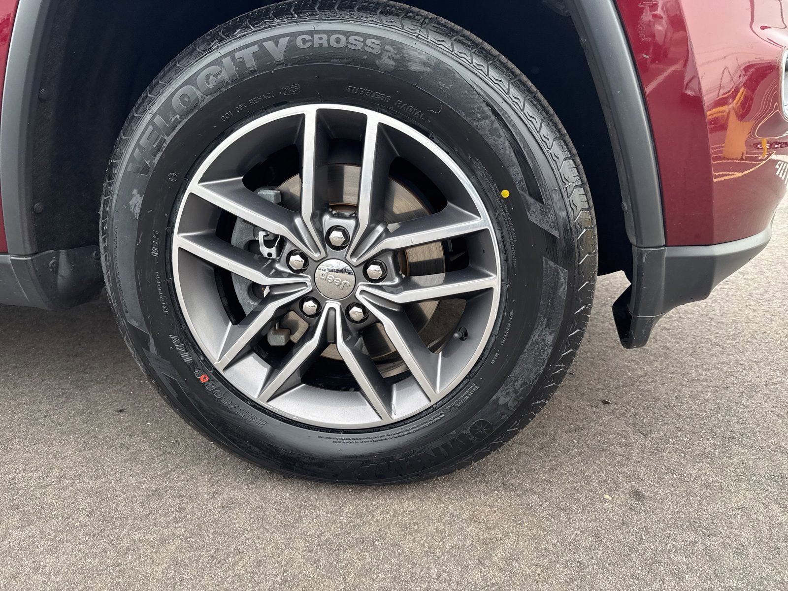 Thumbnail: 2018 Jeep Grand Cherokee - 15