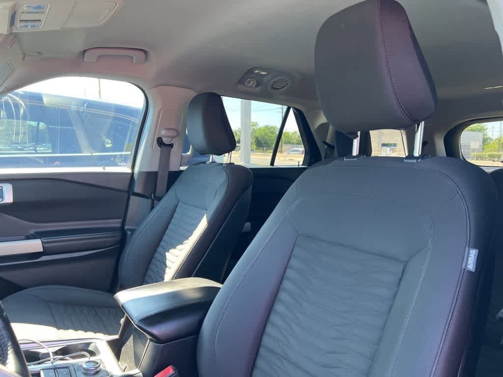 Thumbnail: 2020 Ford Explorer - 13