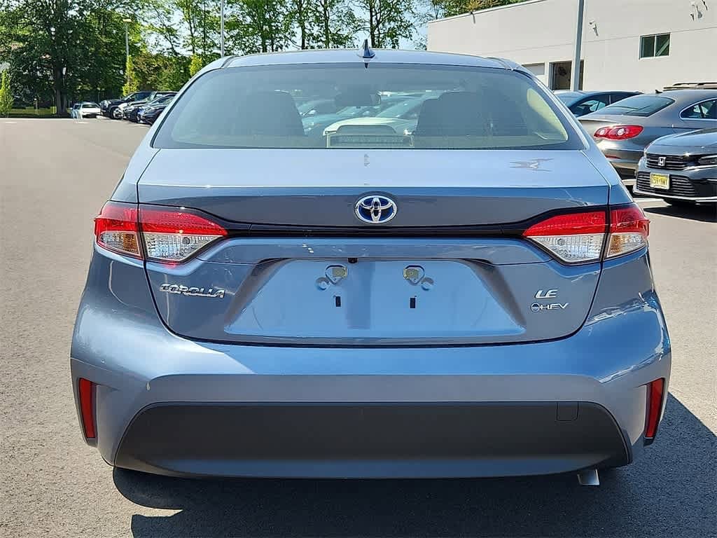 2025 Toyota Corolla LE 5