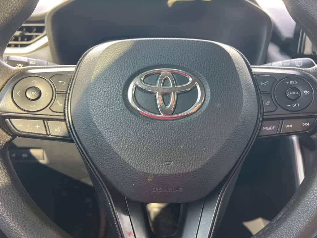 Thumbnail: 2019 Toyota RAV4 - 20