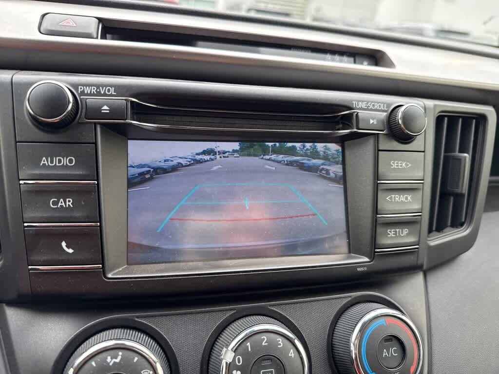 Thumbnail: 2018 Toyota RAV4 - 24