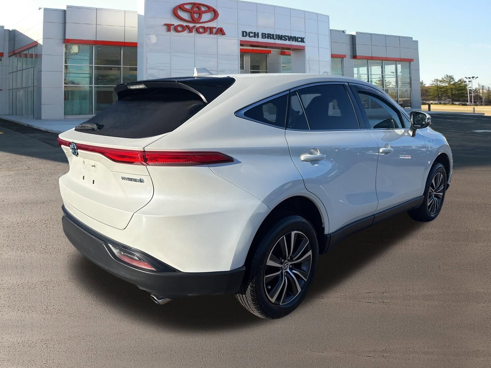 Thumbnail: 2021 Toyota Venza - 5