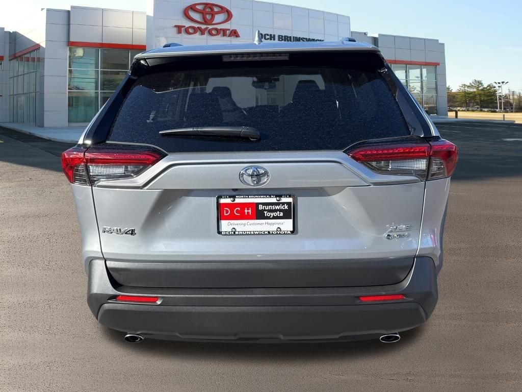 Thumbnail: 2025 Toyota RAV4 - 5