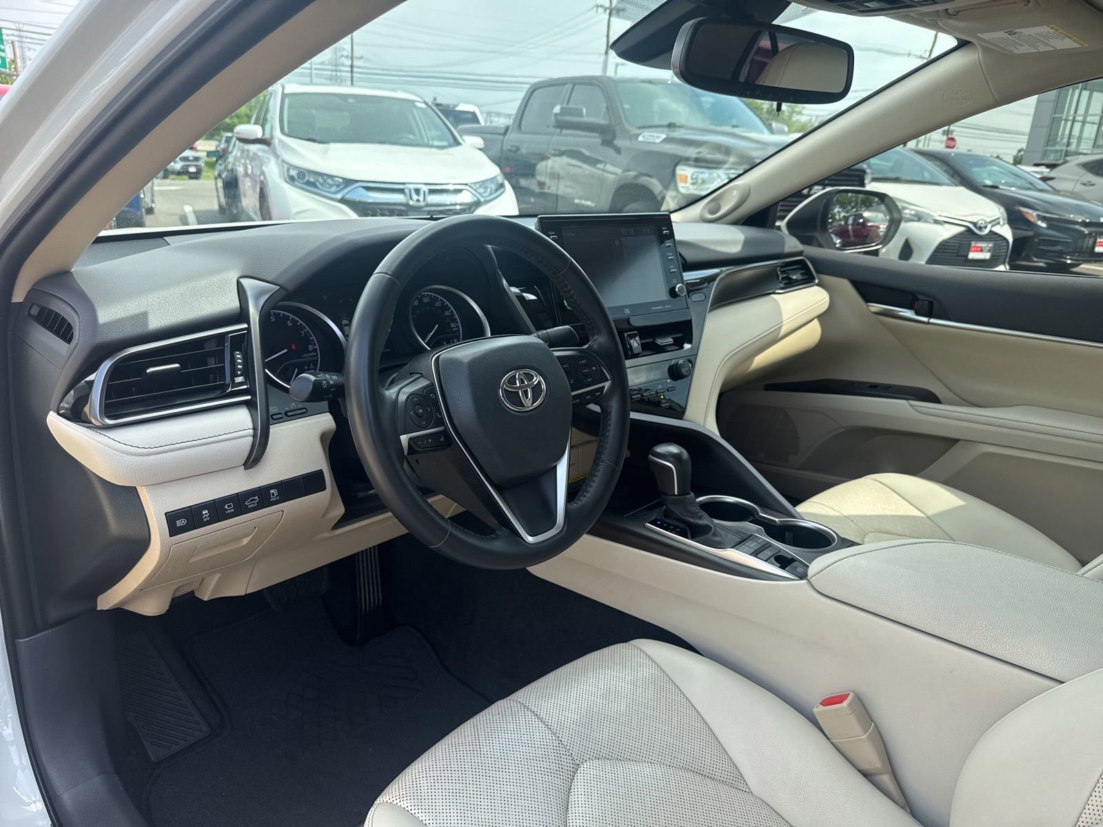 Thumbnail: 2021 Toyota Camry - 17