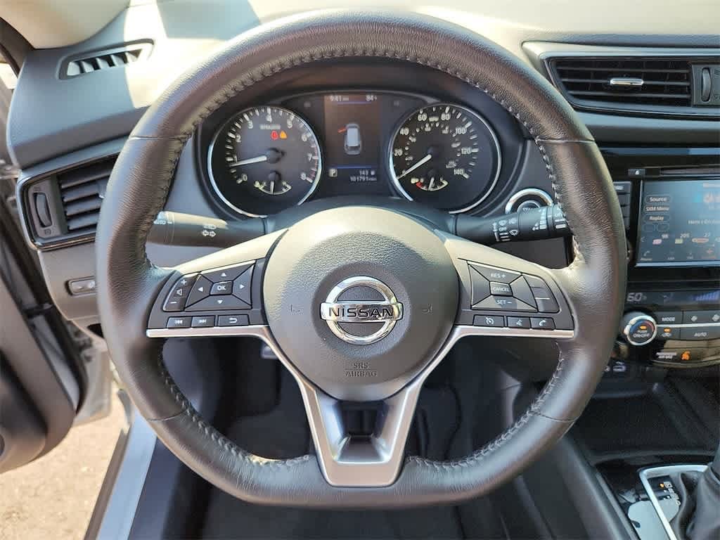 Thumbnail: 2018 Nissan Rogue - 25