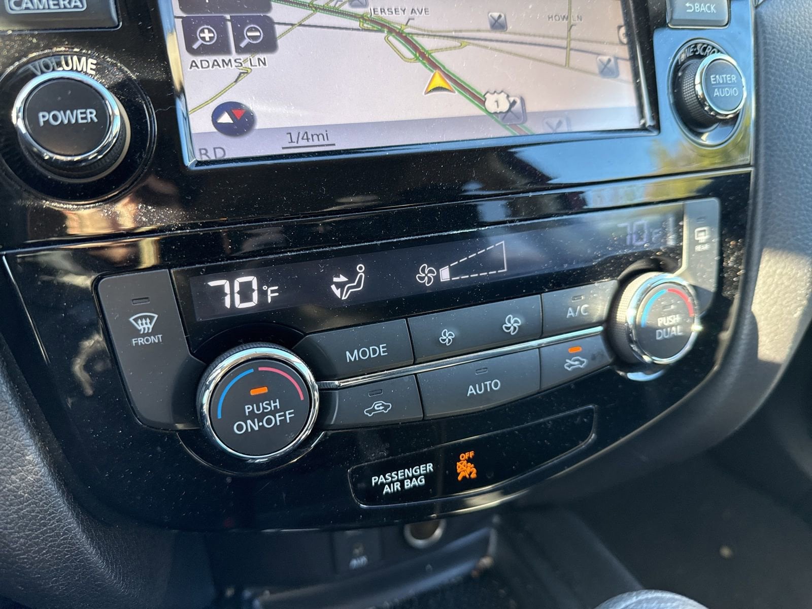 Thumbnail: 2016 Nissan Rogue - 27