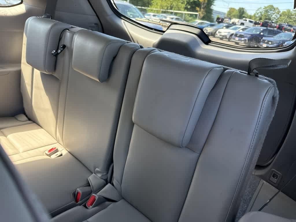 Thumbnail: 2019 Toyota Highlander - 18