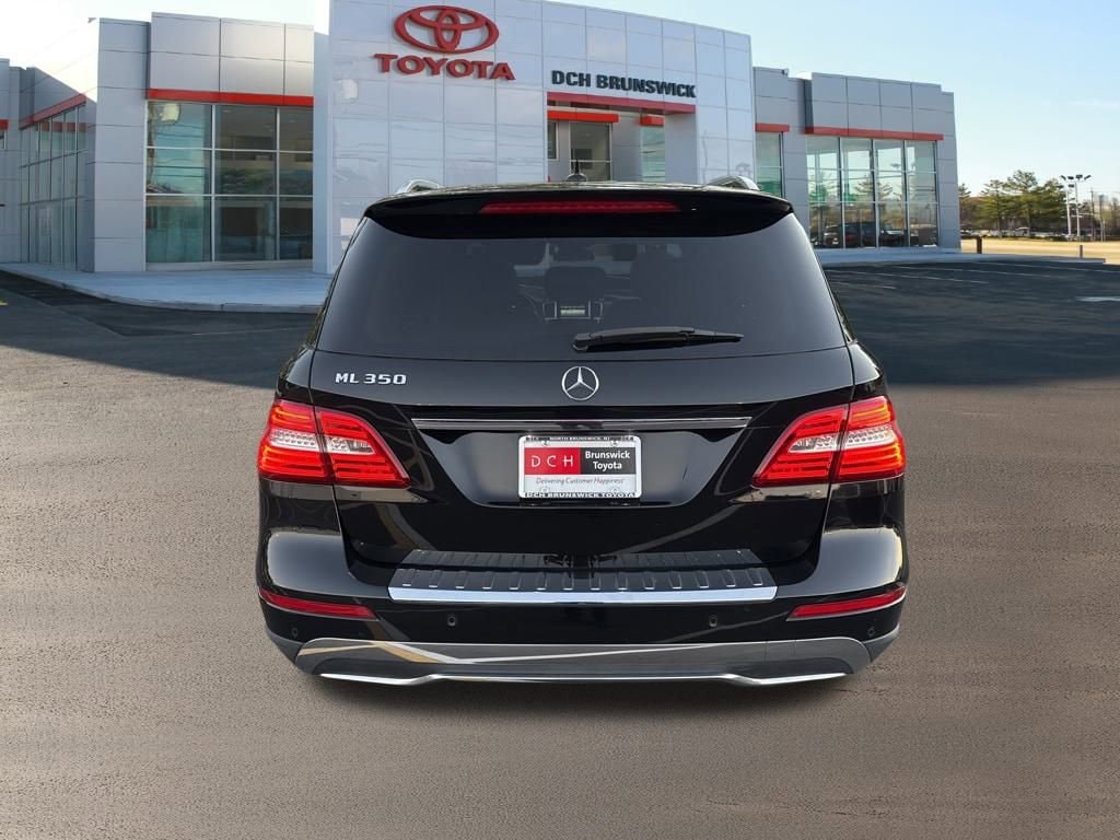 Thumbnail: 2014 Mercedes-Benz M-Class - 13